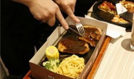 必胜客最新爆料事件